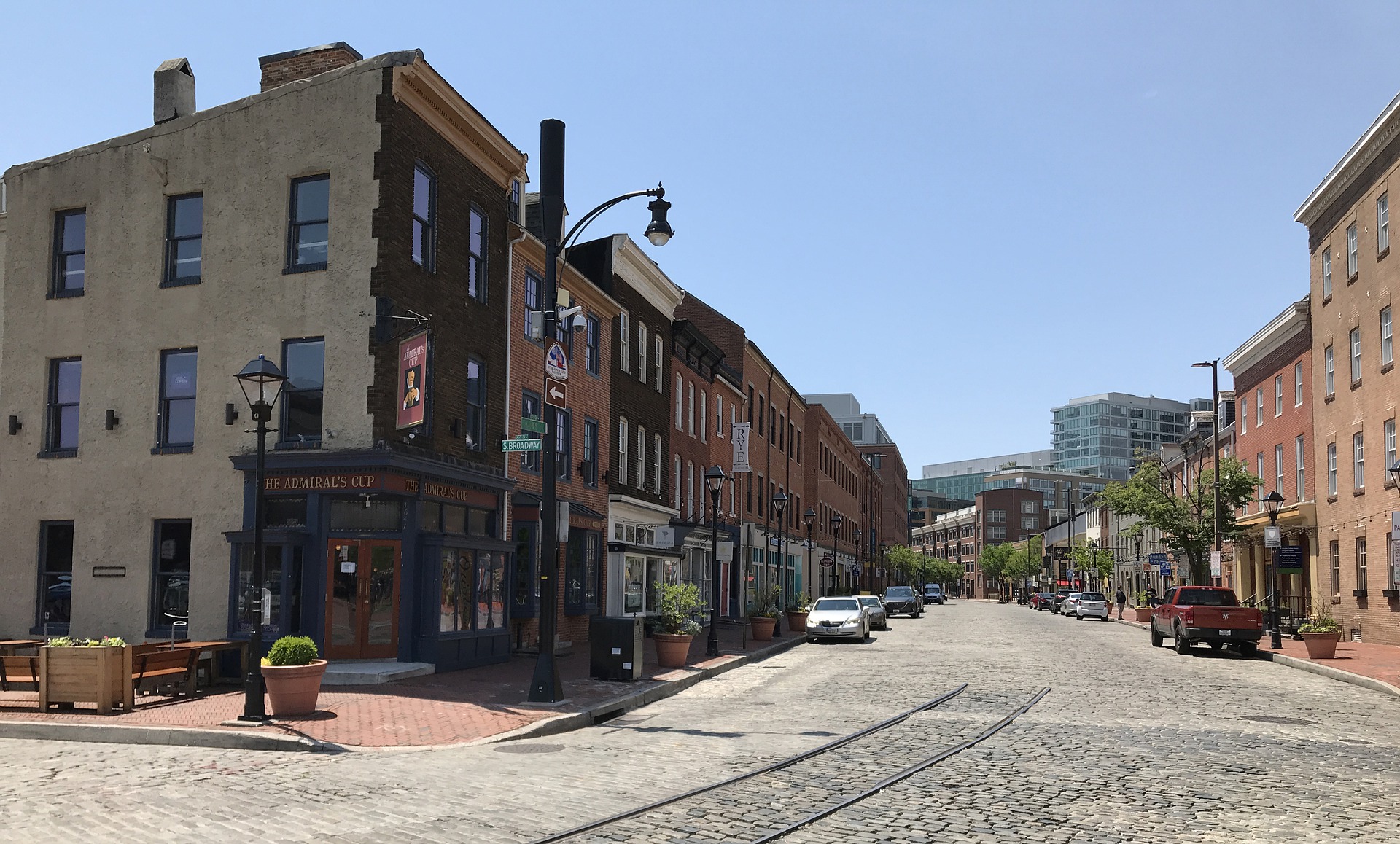 storefronts-in-fells-point-baltimore